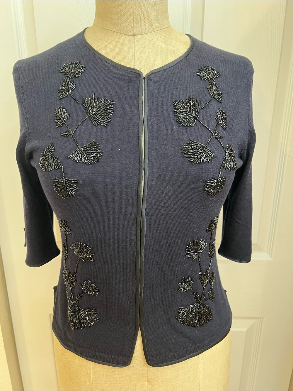 Magaschoni Navy Beaded Floral Open-Front Jacket/cardigan in silk blend M